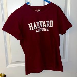 Vintage Women’s Harvard university logo lacrosse t-shirt. Crimson color. Large